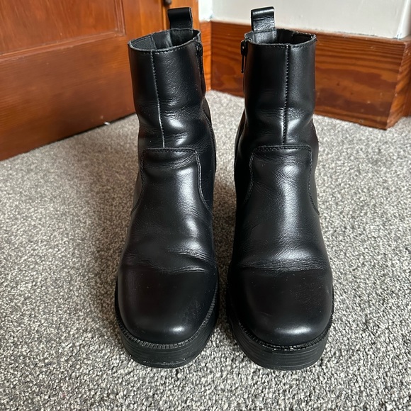 Black leather platform booties - Picture 4 of 5
